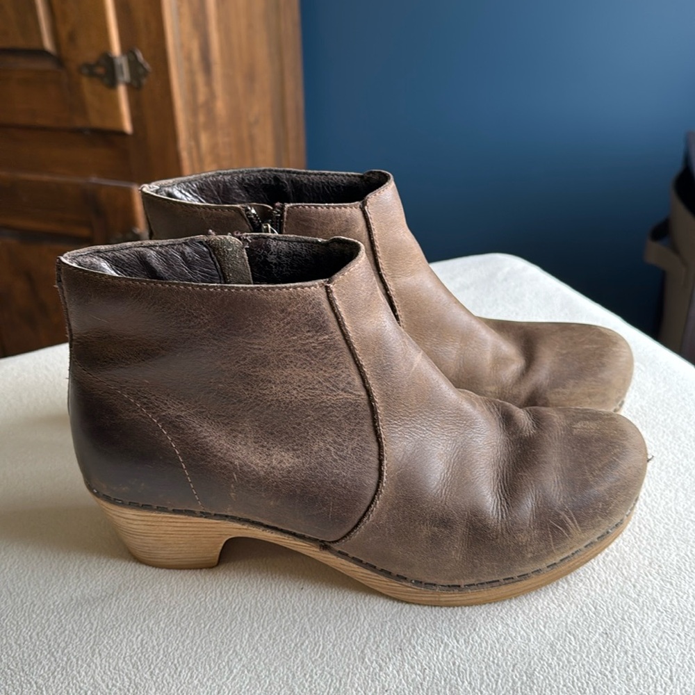 Dansko brown leather booties size 39.